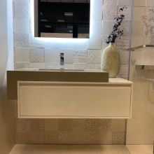 Модерен шкаф с мивка за баня Corso с чекмедже и плот от камък 